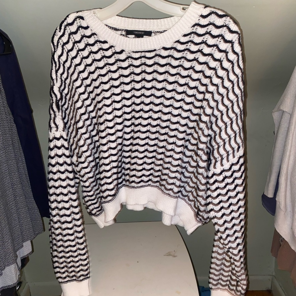 Black and white Forever 21 sweater, size small